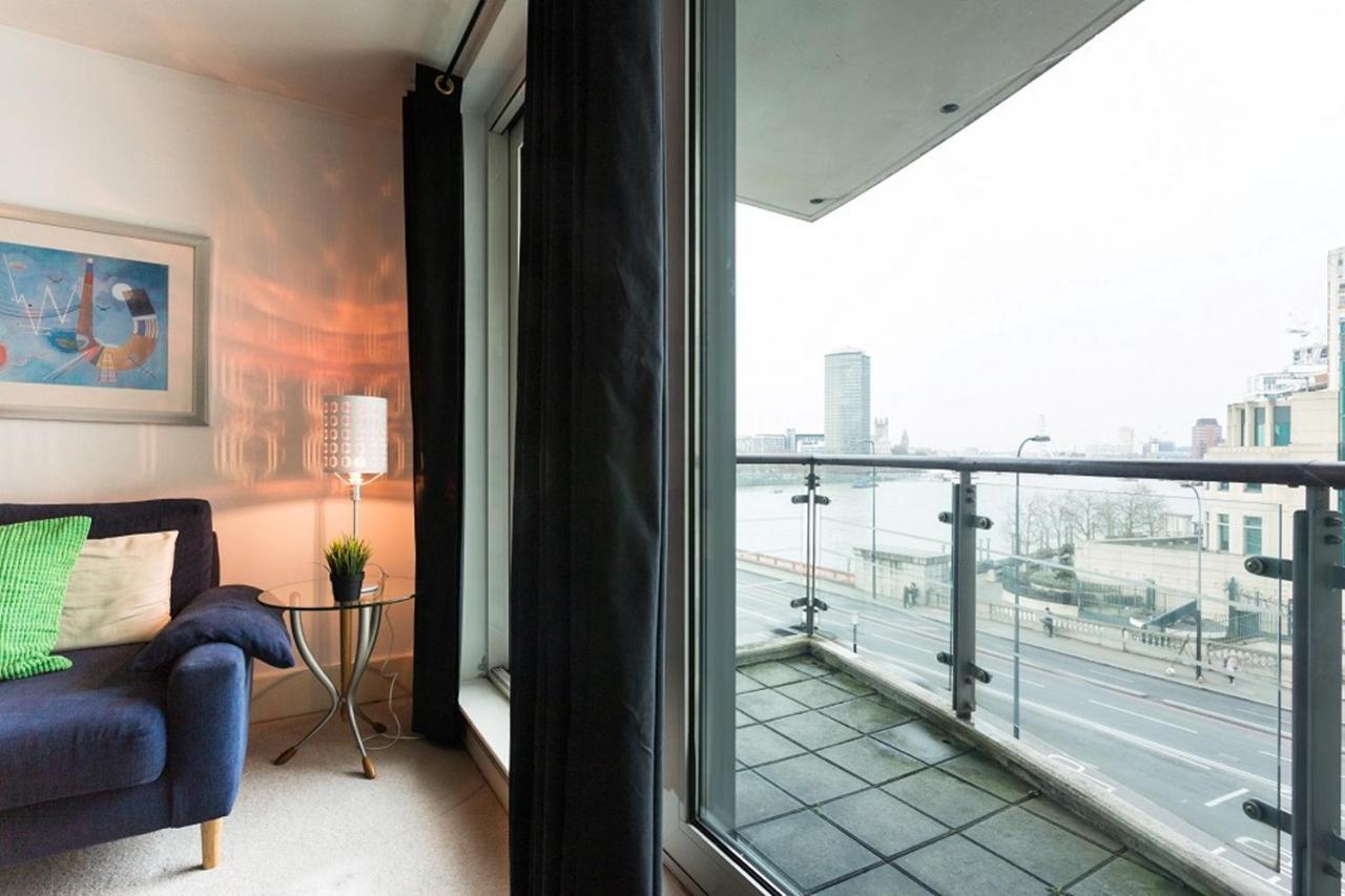 Ferienwohnung St. George Wharf By Thesqua.Re London Exterior foto