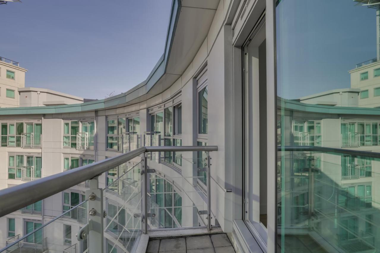 Ferienwohnung St. George Wharf By Thesqua.Re London Exterior foto