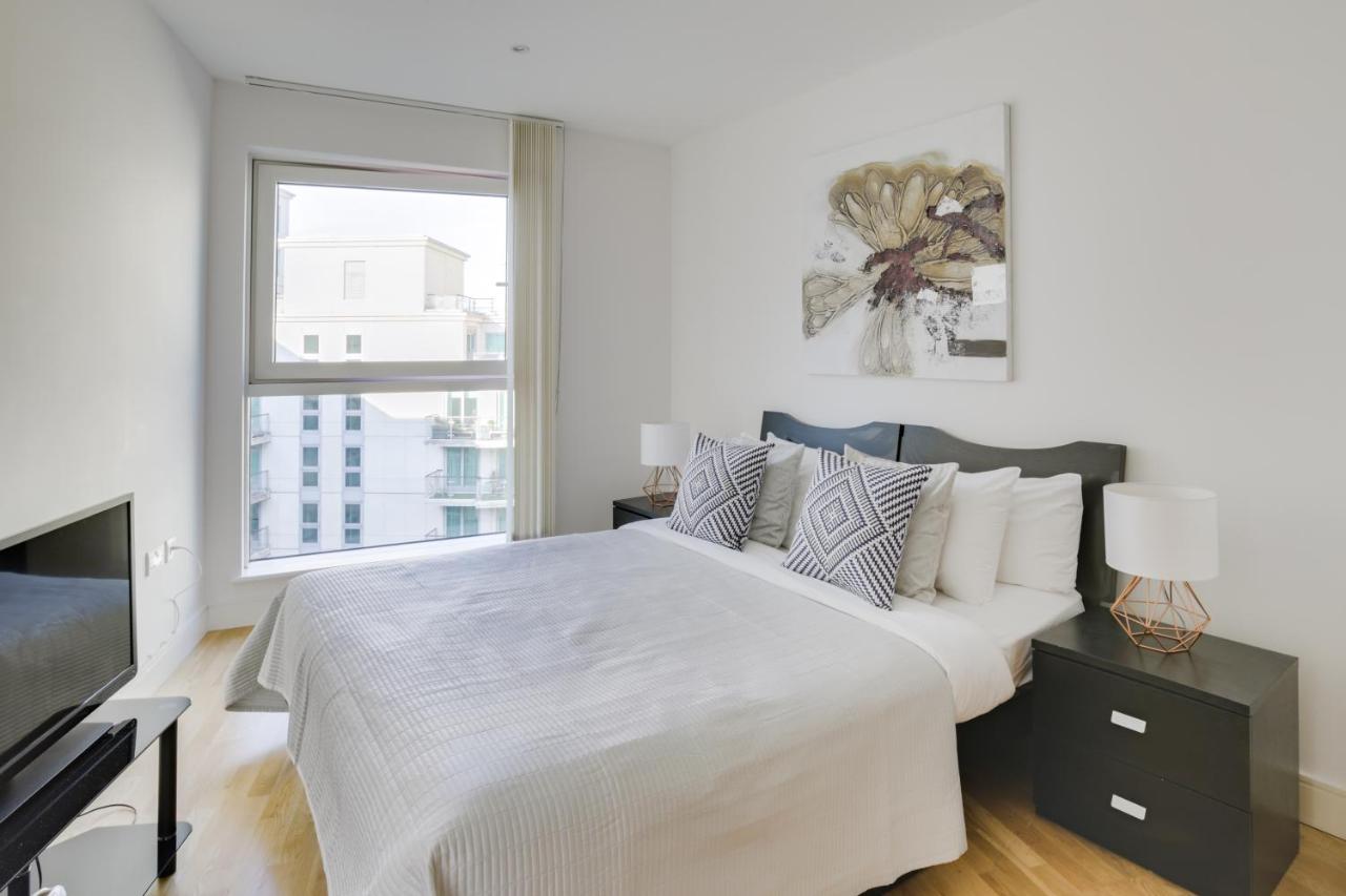 Ferienwohnung St. George Wharf By Thesqua.Re London Exterior foto