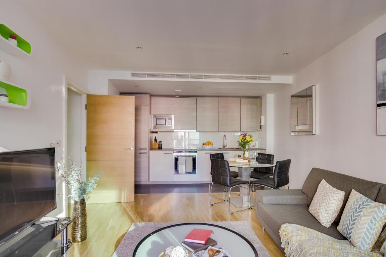 Ferienwohnung St. George Wharf By Thesqua.Re London Exterior foto