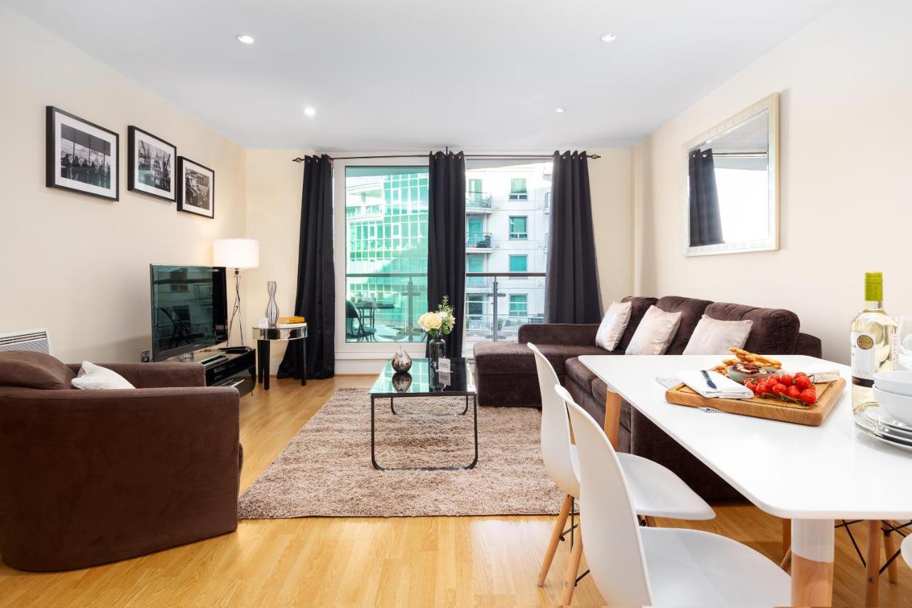 Ferienwohnung St. George Wharf By Thesqua.Re London Exterior foto